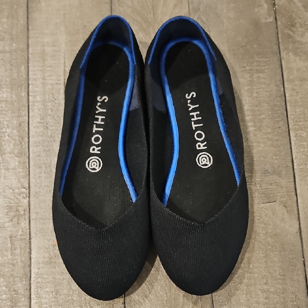 Rothy's Women's Black and Blue Flats